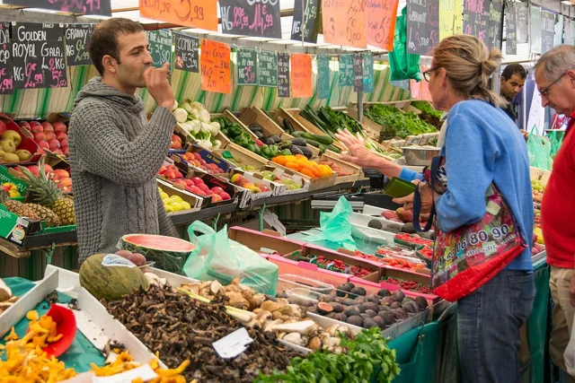 market, market stall, seller, food, farmers local market, fresh, sales booth, paris, meal, vegetables, selling, market, market, market, market, market stall, seller, seller, seller, seller, paris, selling, selling, selling, selling, selling. Marketplace seller software key metrics: how to define them
