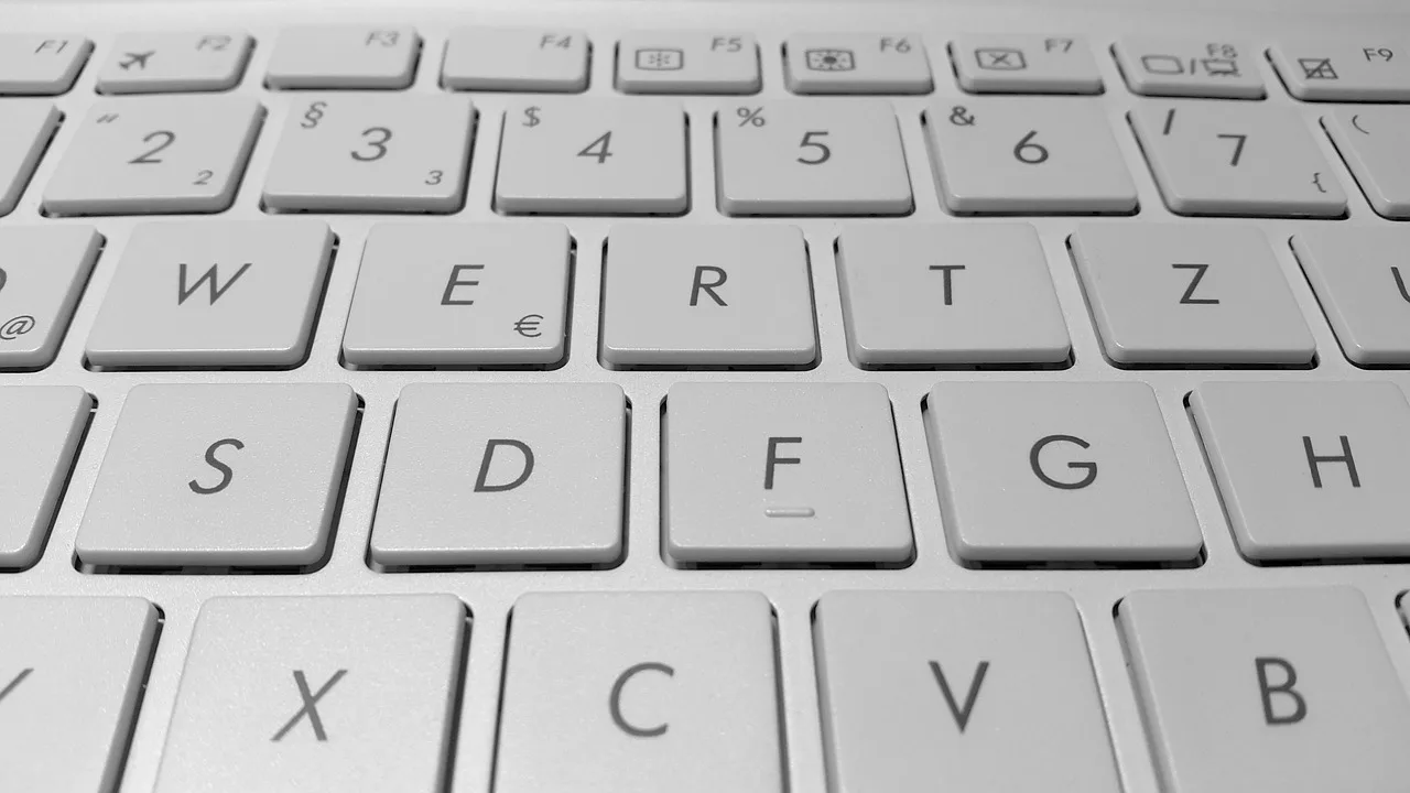 keyboard, computer, keys, white, periphery, chewing gum keyboard, input device, chiclet keyboard, letters, laptop, hardware, computer keyboard, datailaufnahme, tap, write, abc